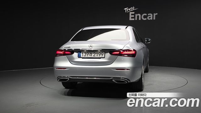 Mercedes-Benz E-Class W213 E250 Exclusive - фото 3