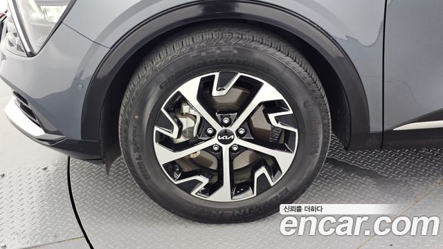 Kia Sportage 5-го поколения, гибрид Signature 2WD - фото 4