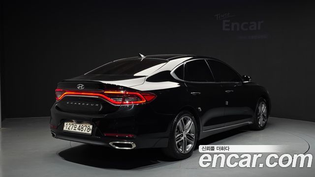 Hyundai Grandeur IG 3.0 Exclusive - фото 1