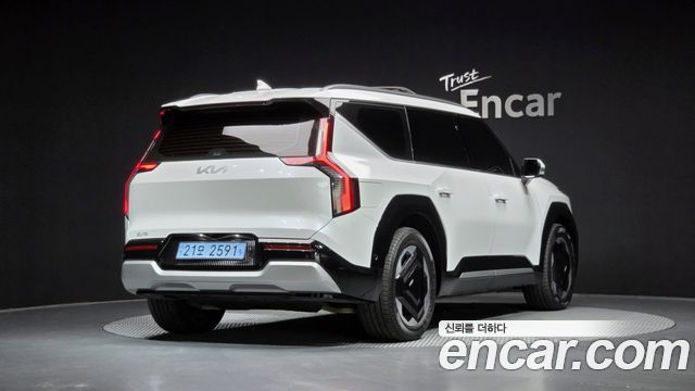 Kia EV9 Long Range 2WD Earth - фото 1