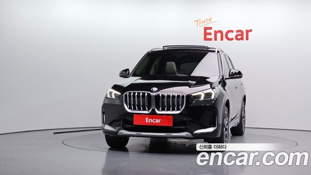 BMW X1 U11 xDrive 20i xLine - фото 2