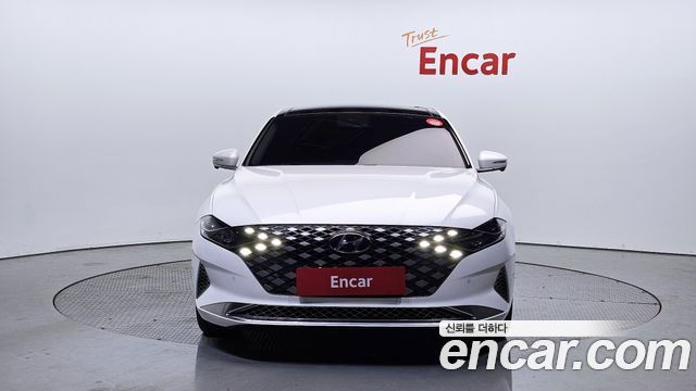 Hyundai Grandeur Новый IG, гибрид Calligraphy - фото 2