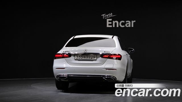 Mercedes-Benz E-Class W213 E300e 4MATIC Exclusive - фото 3