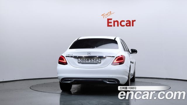 Mercedes-Benz C-Class W205 C220 d Avantgarde - фото 3