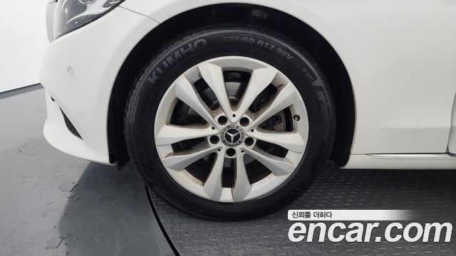 Mercedes-Benz C-Class W205 C220 d Avantgarde - фото 4