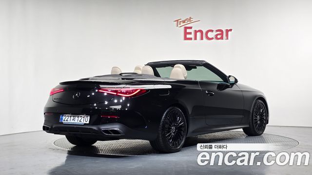 Mercedes-Benz CLE-Class C236 CLE200 Cabriolet - фото 0