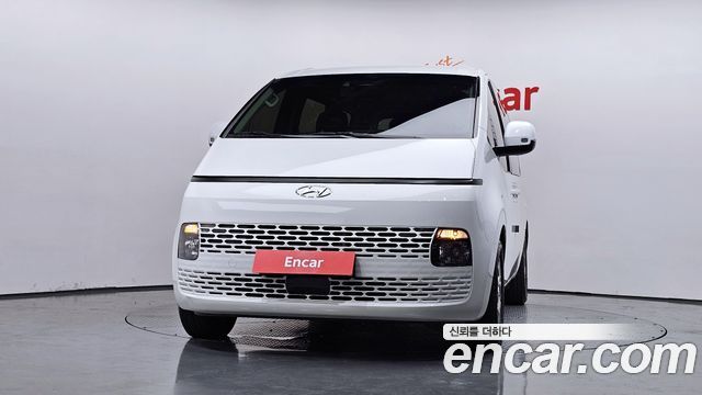 Hyundai Staria Tourer 11-Seater Modern - фото 2