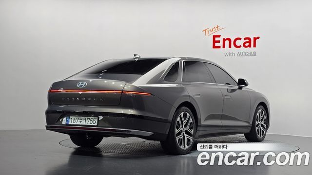 Hyundai Grandeur GN7 2,5 Gasoline 2WD Premium - фото 1