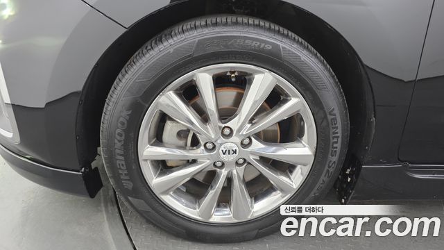 Kia Carnival Новый 9-Seater Hi-Limousine Noblesse Special - фото 4