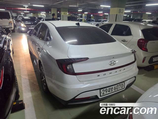 Hyundai Sonata DN8 2.0 Premium Family - фото 1