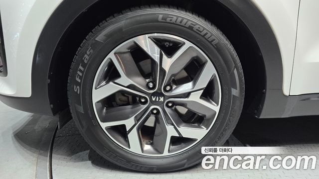 Kia Sportage Diesel 2.0 2WD Prestige - фото 4