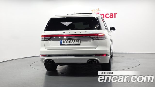 Lincoln Aviator 2-го поколения 3.0 Black Label AWD - фото 3