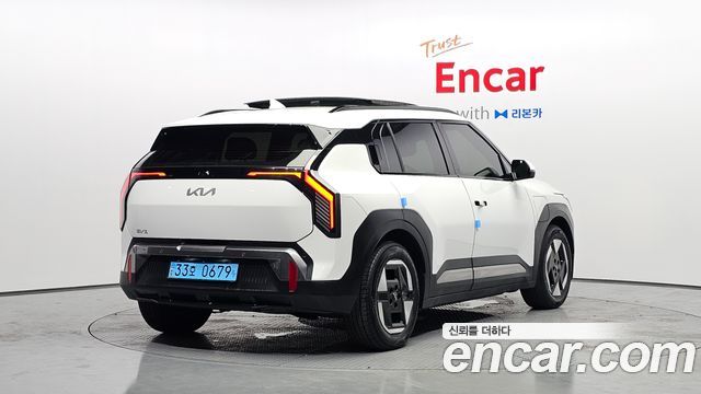 Kia EV3 Long Range 2WD Earth - фото 1