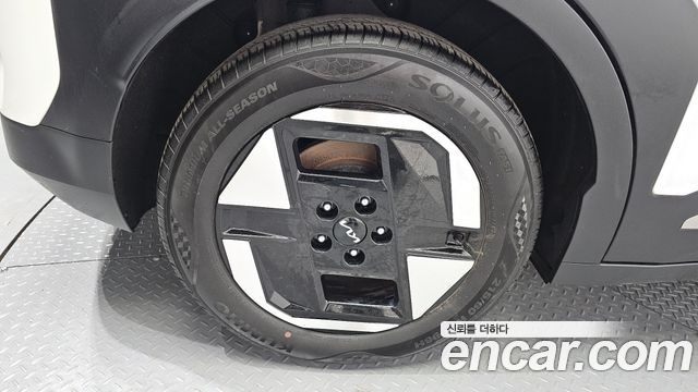 Kia EV3 Long Range 2WD Earth - фото 4