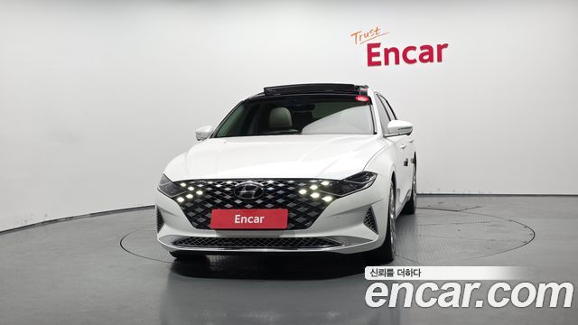 Hyundai Grandeur Новый IG 2.5 Calligraphy - фото 2