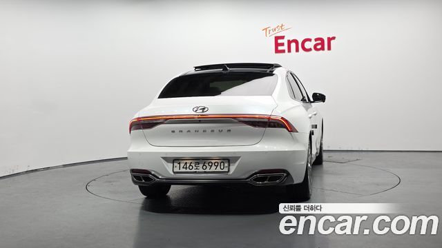 Hyundai Grandeur Новый IG 2.5 Calligraphy - фото 3