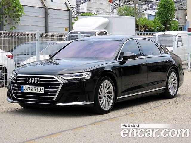 Audi A8 D5 55 TFSI Quattro LWB - фото 0