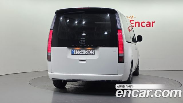 Hyundai Staria 4WD Lounge 7-Seater Inspiration - фото 3