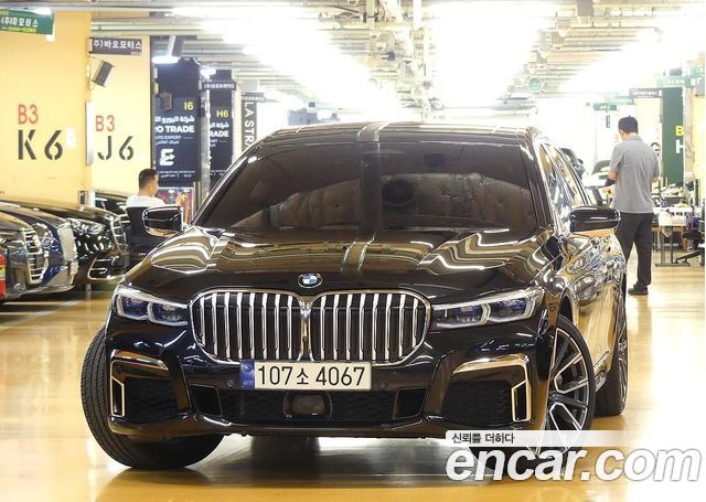BMW 7-Series G11 740Li xDrive M Sport Package - фото 2