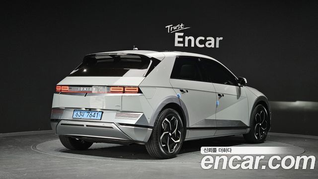 Hyundai Ioniq5 Long Range AWD Prestige - фото 1