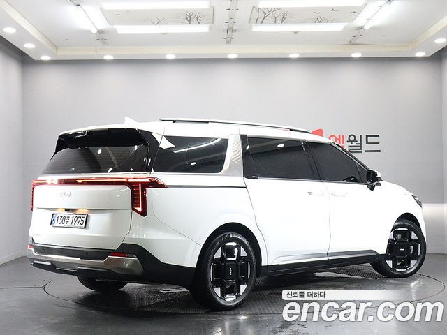 Kia Carnival Новый 4-го поколения 9-Seater Signature - фото 2