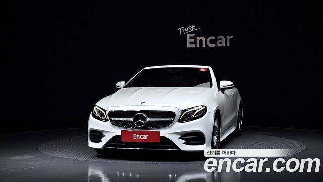 Mercedes-Benz E-Class W213 E220d Cabriolet - фото 2