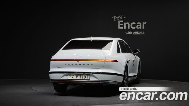Hyundai Grandeur GN7, гибрид Premium - фото 3