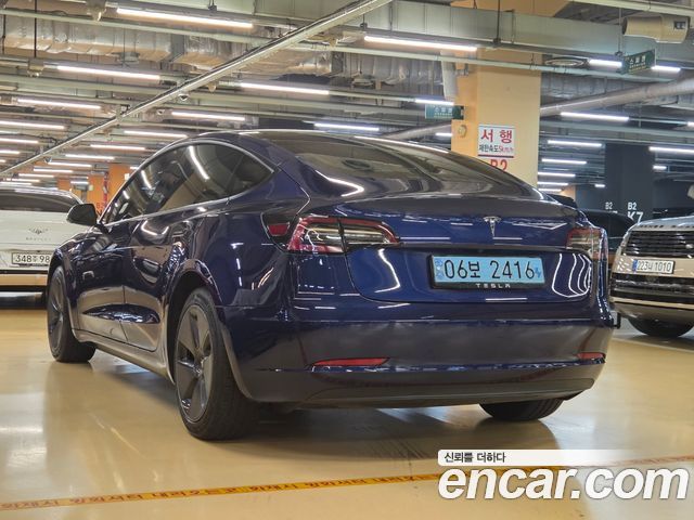 Tesla Model 3 RWD - фото 2
