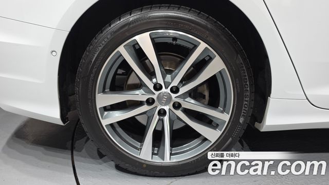 Audi A6 C8 45 TDI Quattro Premium - фото 4