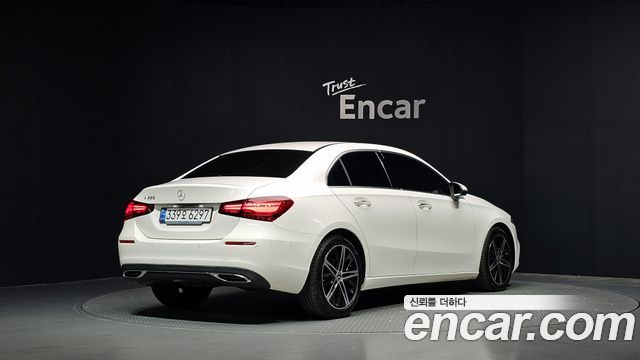 Mercedes-Benz A-Class W177 A220 Sedan - фото 1