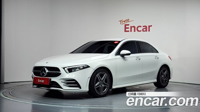 Mercedes-Benz A-Class W177 A220 Sedan - фото 0