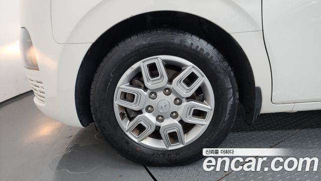 Hyundai Staria Cargo 3-Seater Modern - фото 4