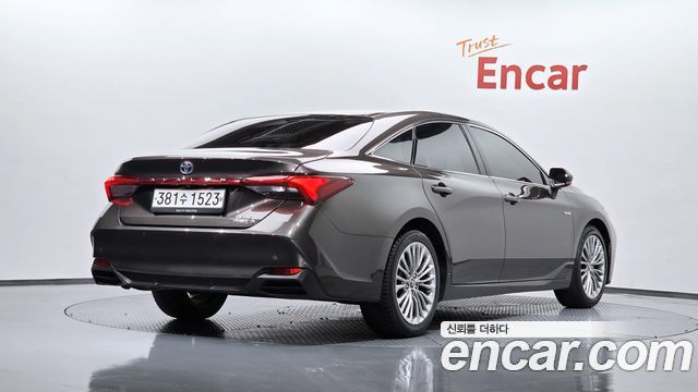 Toyota Avalon 5-го поколения 2.5 Hybrid - фото 0