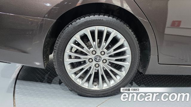 Toyota Avalon 5-го поколения 2.5 Hybrid - фото 3