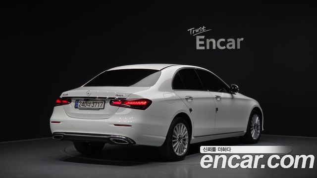 Mercedes-Benz E-Class W213 E250 Exclusive - фото 1