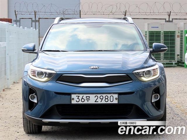 Kia Stonic 1.4 Prestige - фото 2