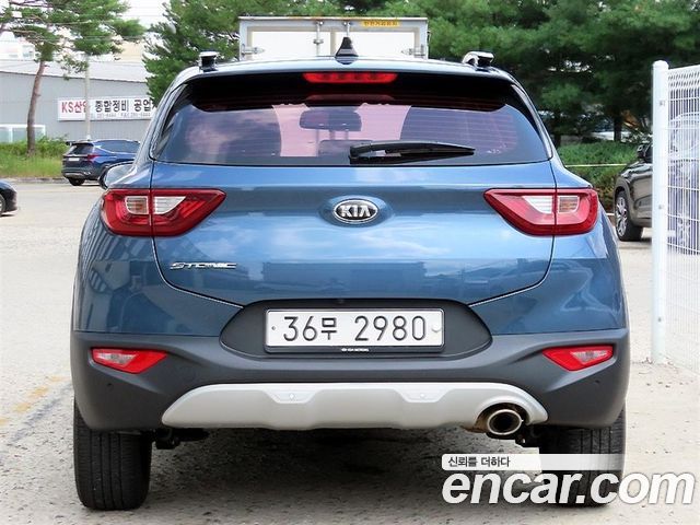 Kia Stonic 1.4 Prestige - фото 3