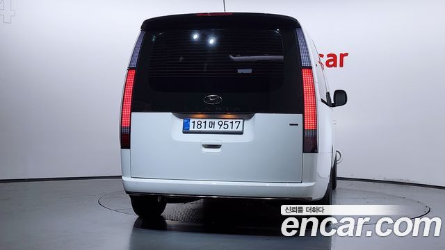 Hyundai Staria 4WD Lounge 7-Seater Inspiration - фото 2