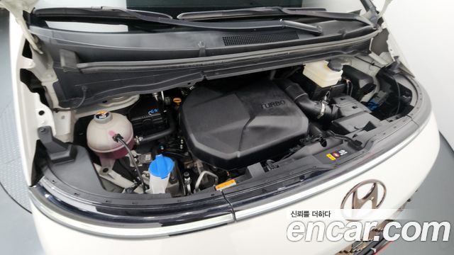 Hyundai Staria 4WD Lounge 7-Seater Inspiration - фото 4