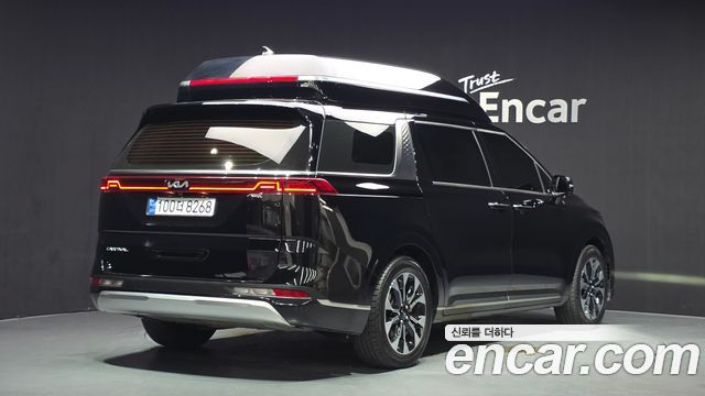 Kia Carnival 4-го поколения 7-Seater Hi-Limousine Signature - фото 1