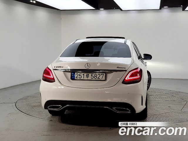 Mercedes-Benz C-Class W205 C220 d 4MATIC AMG Line - фото 2