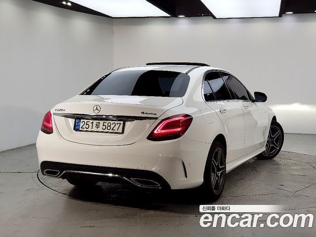 Mercedes-Benz C-Class W205 C220 d 4MATIC AMG Line - фото 3