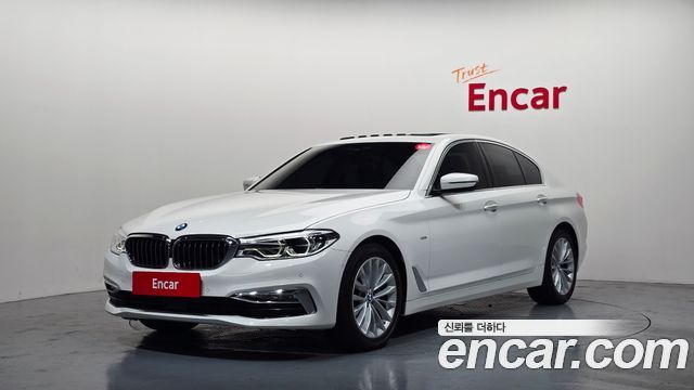 BMW 5-Series G30 520d Luxury Special Edition - фото 0