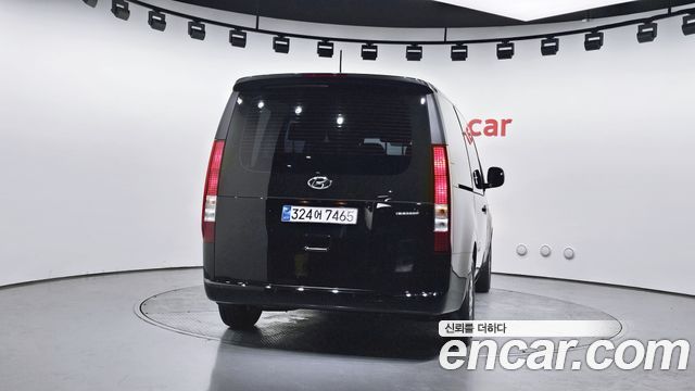 Hyundai Staria Tourer 9-Seater Modern - фото 3