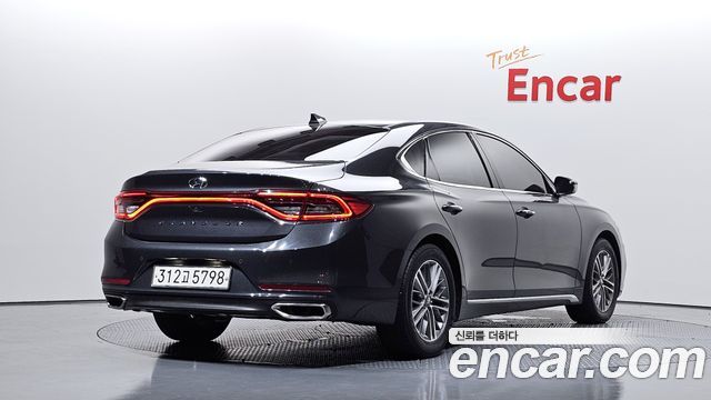 Hyundai Grandeur IG 3.0 LPi Modern (Rental Car) - фото 1