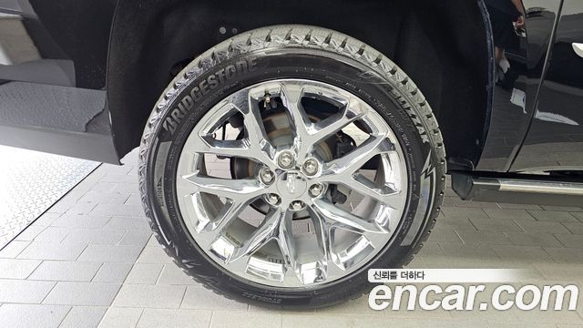 Cadillac Escalade 6.2 ESV 4th - фото 4