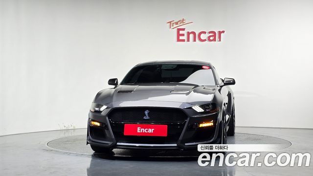 Ford Mustang GT Coupe - фото 2
