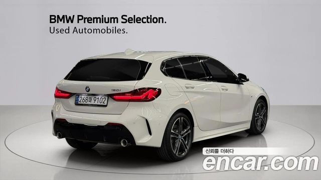 BMW 1-Series F40 120i M Sports - фото 1