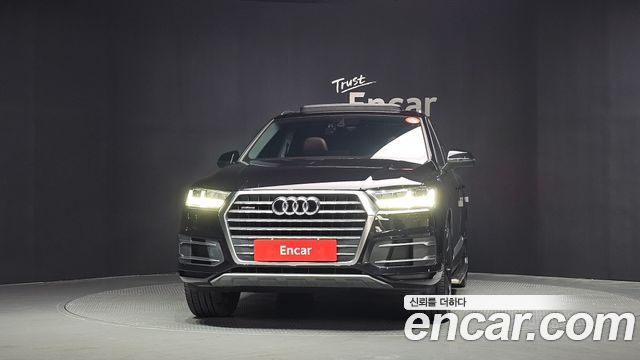 Audi Q7 45 TFSI Quattro - фото 2