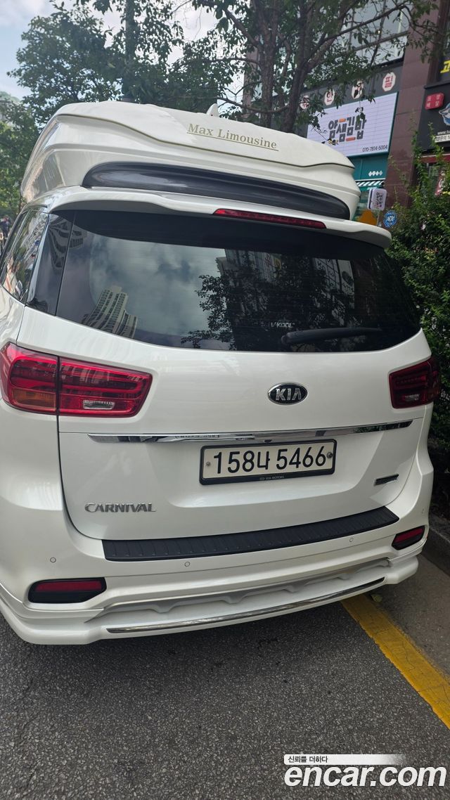 Kia Carnival Новый Gasoline 9-Seater Noblesse Special - фото 1